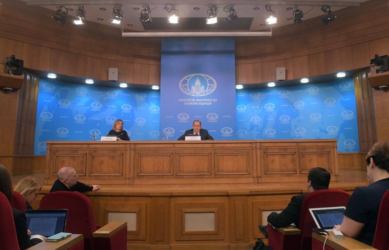 Министр иностранных дел РФ Сергей Лавров на пресс-конференции по итогам деятельности российской дипломатии в 2016 году. 17 января 2017 Министр иностранных дел РФ Сергей Лавров на пресс-конференции по итогам деятельности российской дипломатии в 2016 году. 17 января 2017
