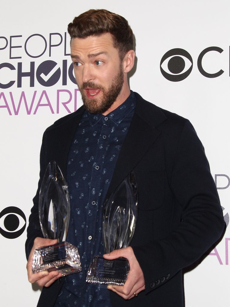 Джастин Тимберлейк на церемонии вручения премии People's Choice Awards 2017 в Лос-Анджелесе, штат Калифорния, США Джастин Тимберлейк на церемонии вручения премии People's Choice Awards 2017 в Лос-Анджелесе, штат Калифорния, США