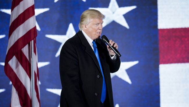 Избранный президент США Дональд Трамп во время выступления в Вашингтоне. 19 января 2017 Избранный президент США Дональд Трамп во время выступления в Вашингтоне. 19 января 2017