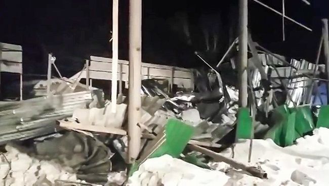 Обрушение конного клуба в Бердске Новосибирской области Обрушение конного клуба в Бердске Новосибирской области