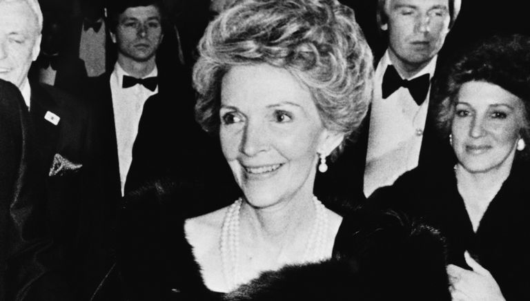 Первая леди США Нэнси Рейган, 1981 Первая леди США Нэнси Рейган, 1981