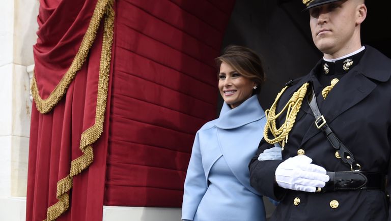 Меланья Трамп прибывает на церемонию инаугурации Дональда Трампа. 20 января 2017 Меланья Трамп прибывает на церемонию инаугурации Дональда Трампа. 20 января 2017