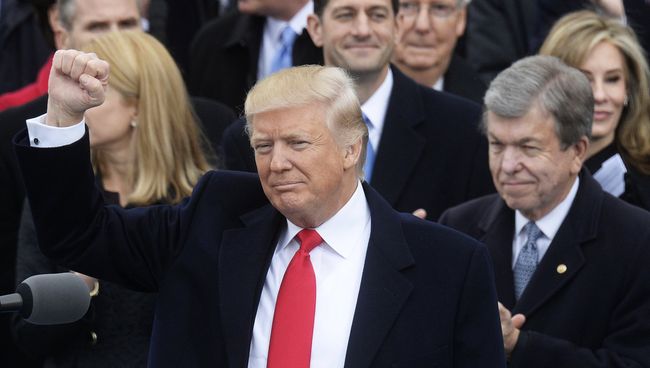 Президент США Дональд Трамп на церемонии инаугурации в Вашингтоне. Архивное фото