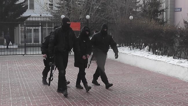 В Забайкалье задержали участников преступной группы, подозреваемых в вымогательстве денег у детдомовцев В Забайкалье задержали участников преступной группы, подозреваемых в вымогательстве денег у детдомовцев