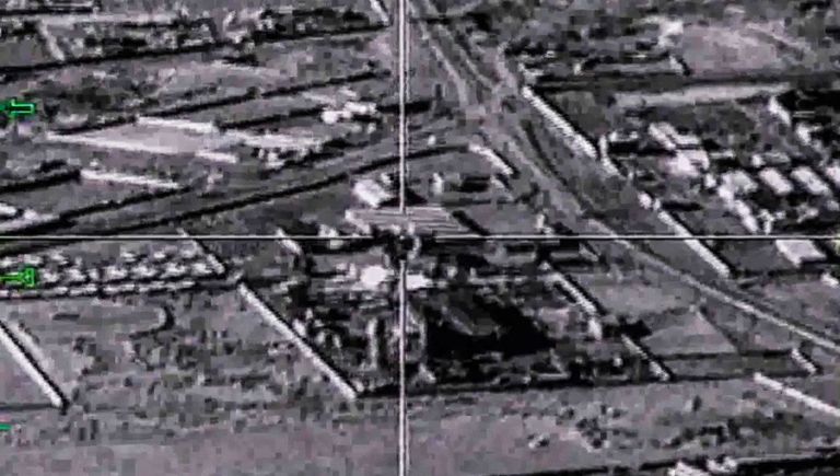 Уничтожение объектов террористов ударом самолета Ту-22М3 ВКС России в сирийской провинции Дейр-Эз-Зор Уничтожение объектов террористов ударом самолета Ту-22М3 ВКС России в сирийской провинции Дейр-Эз-Зор