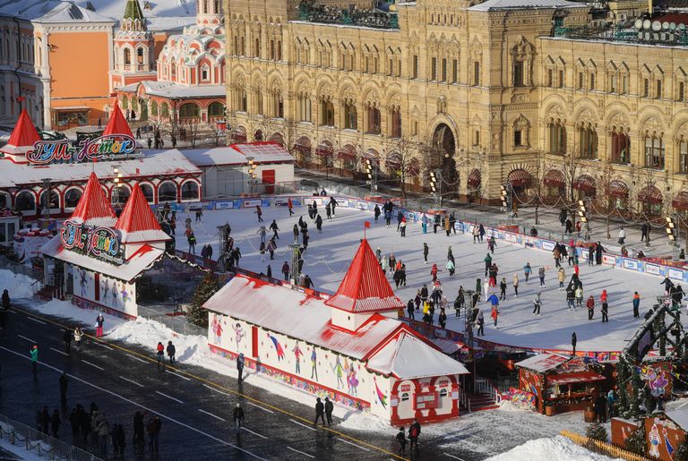 Гум-каток на Красной площади в Москве Гум-каток на Красной площади в Москве