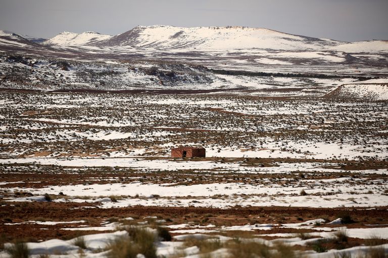 Сахарский Атлас под снегом в Алжире