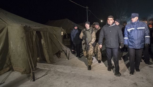 Премьер-министр Украины Владимир Гройсман в Авдеевке, Украина. 31 января 2017 Премьер-министр Украины Владимир Гройсман в Авдеевке, Украина. 31 января 2017