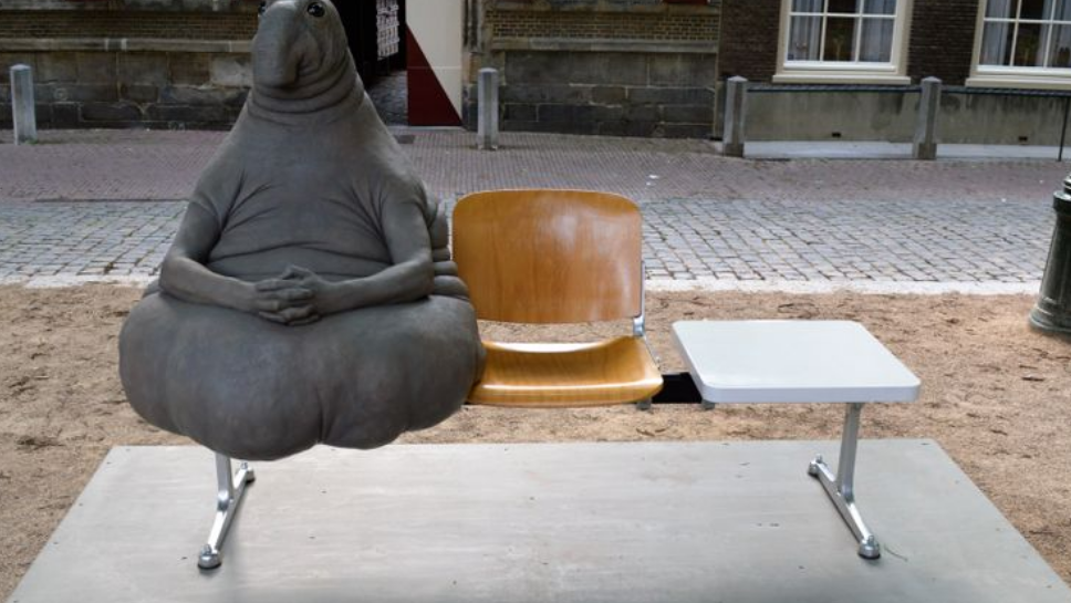 Скульптура Homunculus Loxodontus Маргрит ван Брифорт Скульптура Homunculus Loxodontus Маргрит ван Брифорт - РИА Новости, 1920, 09.07.2020