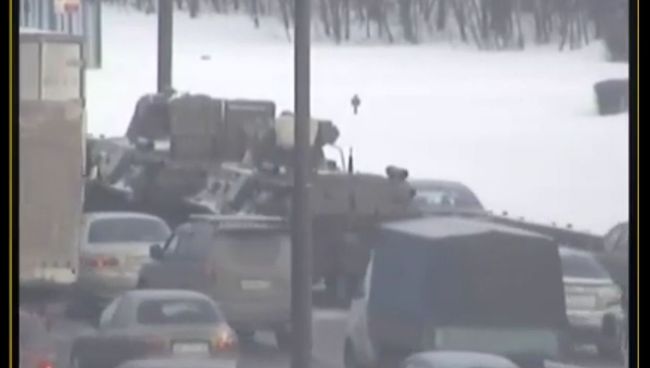 В ГАИ опровергли слухи об аварии с участием бронетранспортеров на МКАД