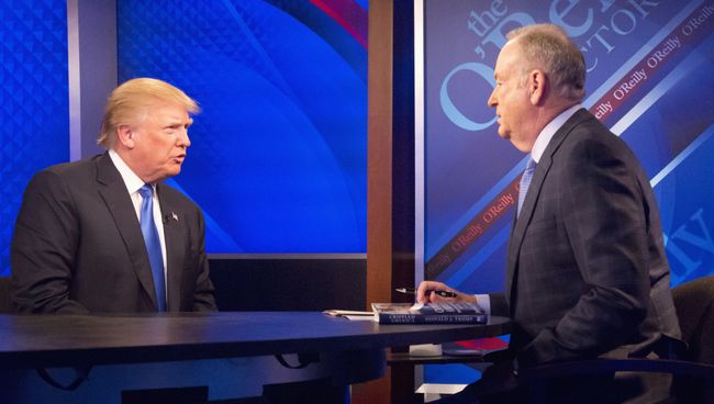 Телеведущий Билл О'Рейли и Дональд Трамп во время интервью на канале Fox News. Архивное фото