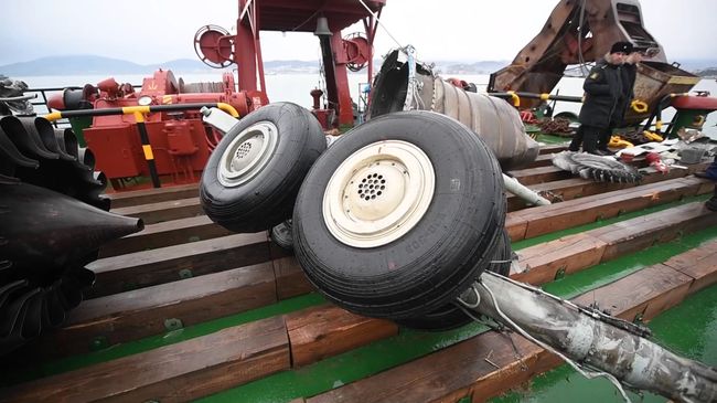 Найденные фрагменты самолета Ту-154, потерпевшего крушение над Черным морем у берегов Сочи. Архивное фото