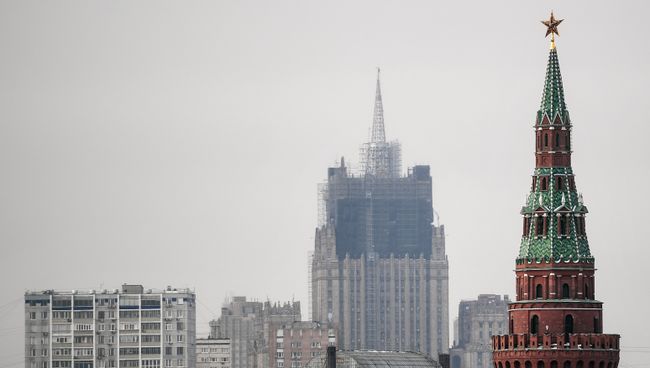 Реконструкция шпиля на здании Министерства иностранных дел РФ Москвы Реконструкция шпиля на здании Министерства иностранных дел РФ Москвы
