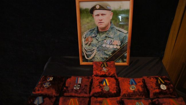 Прощальная церемония с начальником управления Народной милиции ЛНР Олегом Анащенко, Луганск. Архивное фото