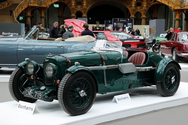 Aston Martin Ulster Two-seater Sports на выставке старинных автомобилей аукционного дома Bonhams