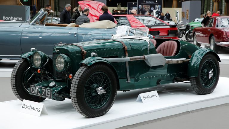Aston Martin Ulster Two-seater Sports на выставке старинных автомобилей аукционного дома Bonhams Aston Martin Ulster Two-seater Sports на выставке старинных автомобилей аукционного дома Bonhams