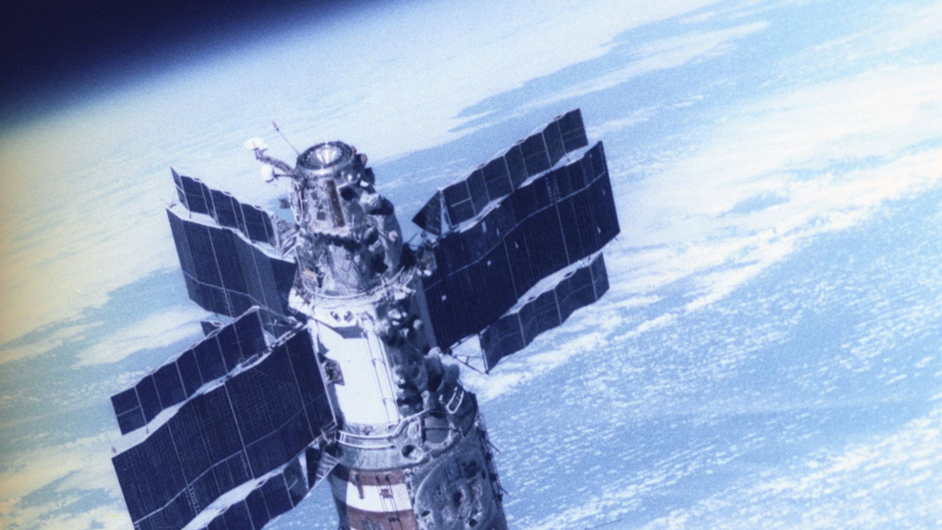 Орбитальная станция Салют-7 Орбитальная станция Салют-7 - РИА Новости, 1920, 23.01.2026
