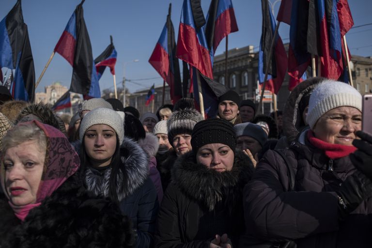 Прощание с командиром батальона ополчения ДНР Сомали Михаилом Толстых (позывной Гиви) в Донецке Прощание с командиром батальона ополчения ДНР Сомали Михаилом Толстых (позывной Гиви) в Донецке