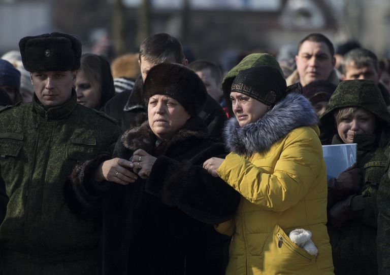 Сестра командира батальона ополчения ДНР Сомали Михаила Толстых (позывной Гиви) Марина Черноволова в Донецке Сестра командира батальона ополчения ДНР Сомали Михаила Толстых (позывной Гиви) Марина Черноволова в Донецке