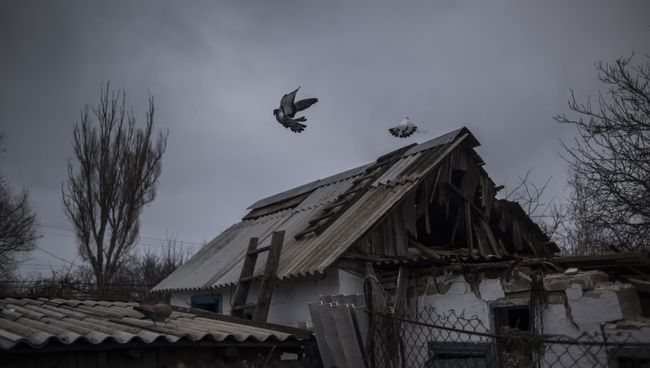 Ситуация после обстрелов Коминтерново в Донецкой области. Архивное фото Ситуация после обстрелов Коминтерново в Донецкой области. Архивное фото