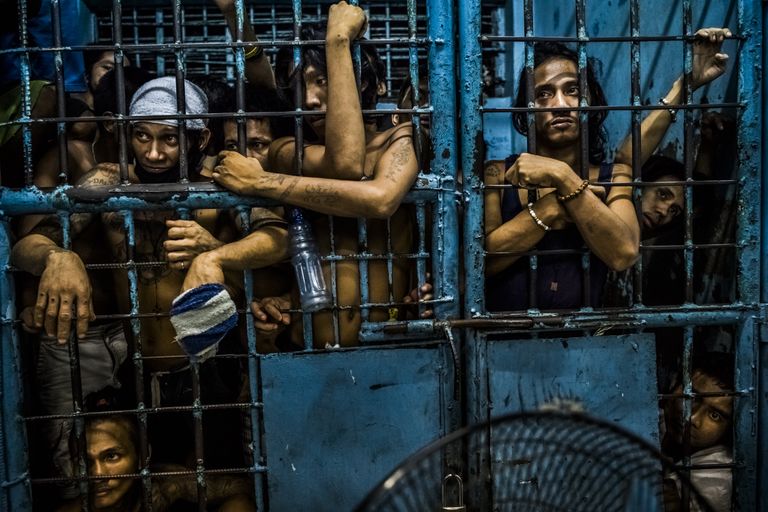 They Are Slaughtering Us Like Animals фотографа Daniel Berehulak занявшего первое место в категории Событияв фотоконкурсе World Press Photo They Are Slaughtering Us Like Animals фотографа Daniel Berehulak занявшего первое место в категории Событияв фотоконкурсе World Press Photo