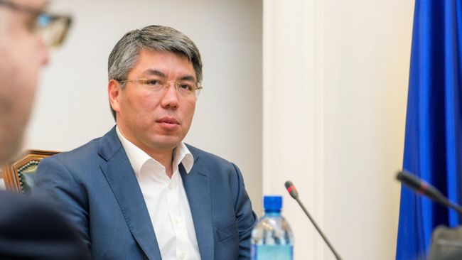Глава Республики Бурятия Алексей Цыденов 