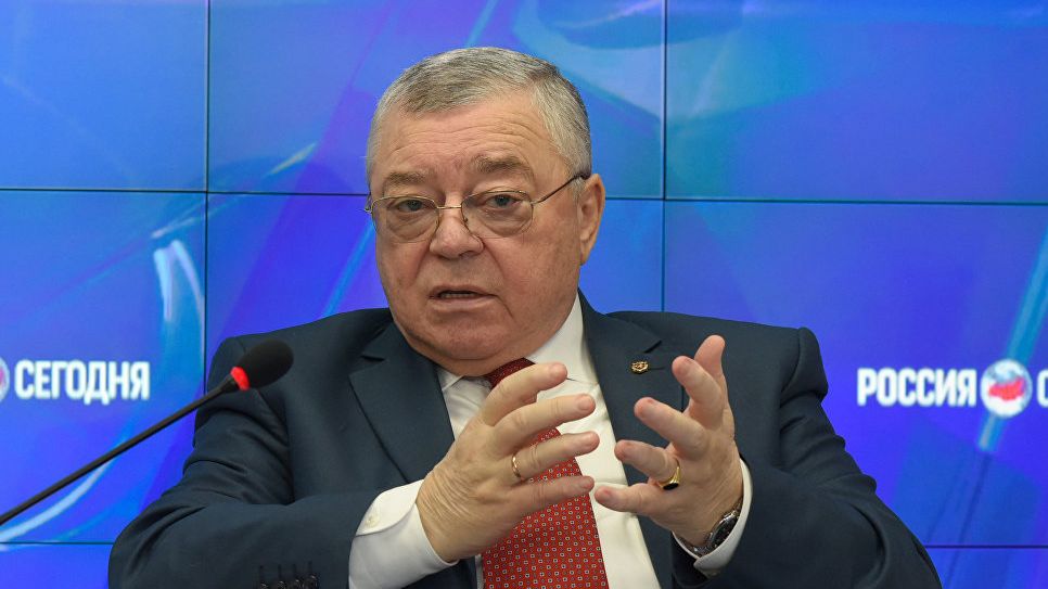 Глава Общественной палаты Республики Крым Григорий Иоффе Глава Общественной палаты Республики Крым Григорий Иоффе - РИА Новости, 1920, 17.11.2020
