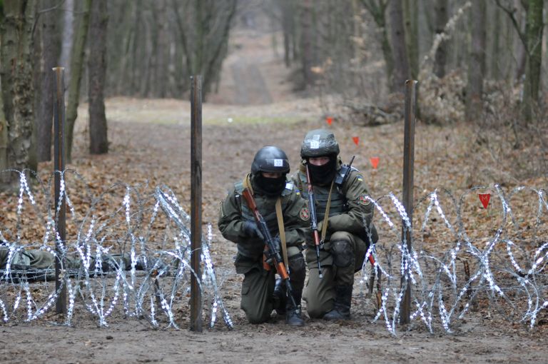 Военнослужащие Национальной гвардии Украины во время обучения по методике НАТО