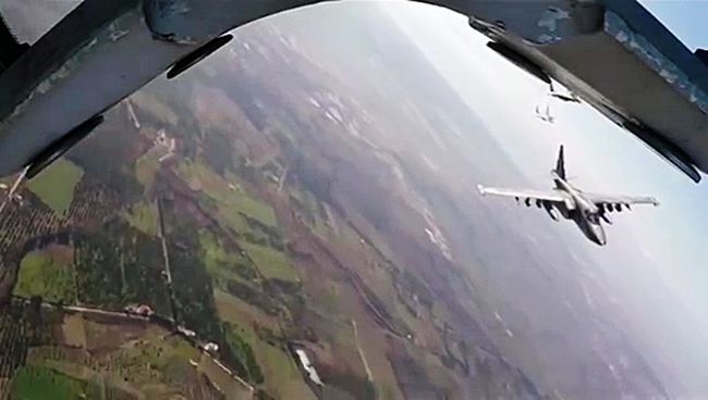 Боевые вылеты самолетов Су-25 ВКС России. Архивное фото Боевые вылеты самолетов Су-25 ВКС России. Архивное фото