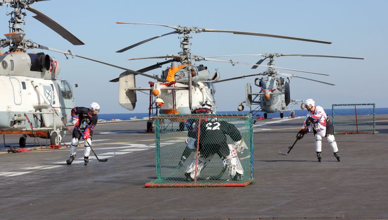 Дальний морской поход отряда боевых кораблей Северного флота РФ Дальний морской поход отряда боевых кораблей Северного флота РФ