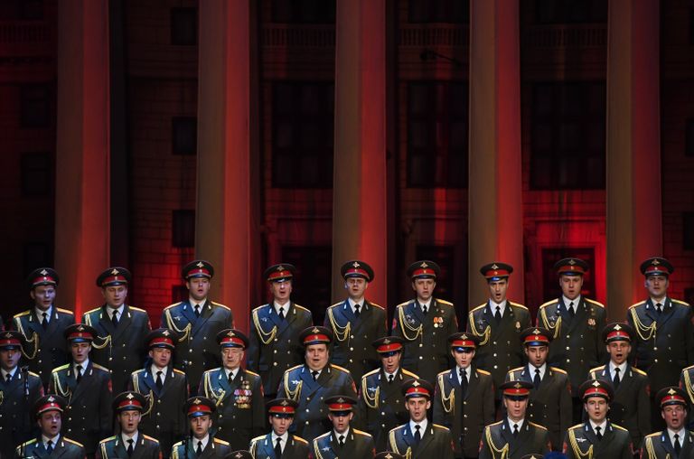 Выступление нового состава ансамбля песни и пляски Российской армии имени А. В. Александрова в Центральном академическом театре Российской армии в Москве Выступление нового состава ансамбля песни и пляски Российской армии имени А. В. Александрова в Центральном академическом театре Российской армии в Москве