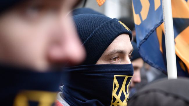 Представители националистических организаций во время митинга в центре Киева. Архивное фото Представители националистических организаций во время митинга в центре Киева. Архивное фото
