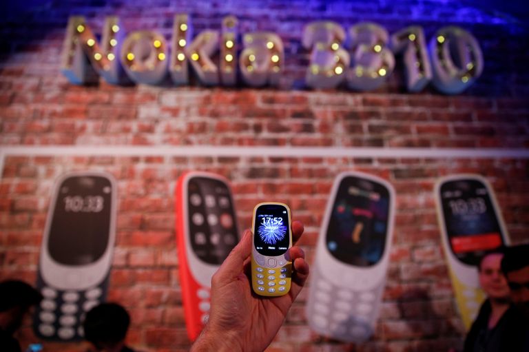 Обновленную Nokia 3310 представили в Барселоне Обновленную Nokia 3310 представили в Барселоне