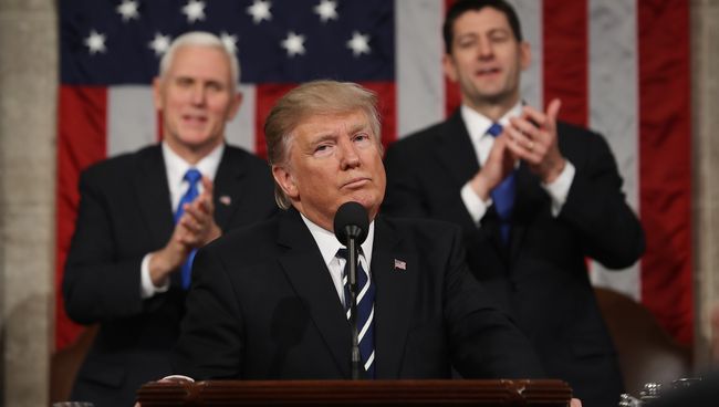 Президент США Дональд Трамп во время выступления перед конгрессом. 28 февраля 2017 Президент США Дональд Трамп во время выступления перед конгрессом. 28 февраля 2017