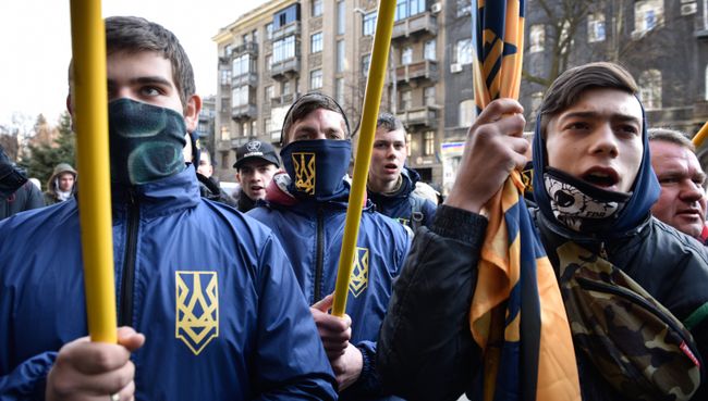 Участники акции националистов. Архивное фото Участники акции националистов. Архивное фото