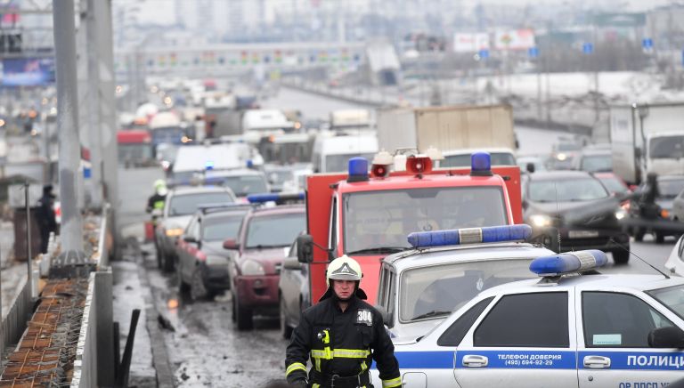 Обрушение строящегося тоннеля на Калужском шоссе Обрушение строящегося тоннеля на Калужском шоссе