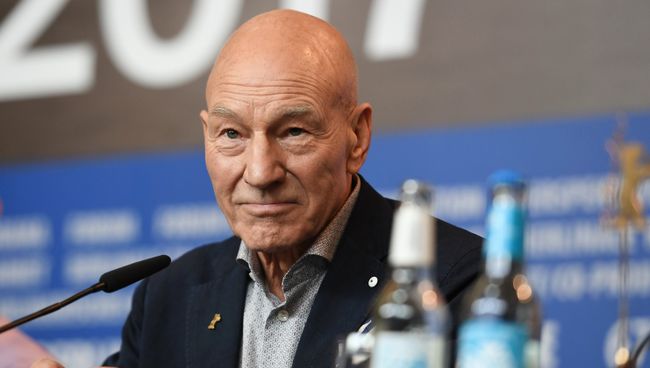 Актер Патрик Стюарт Актер Патрик Стюарт