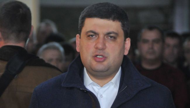 Премьер-министр Украины Владимир Гройсман на территории шахты Степная во Львовской области. 2 марта 2017