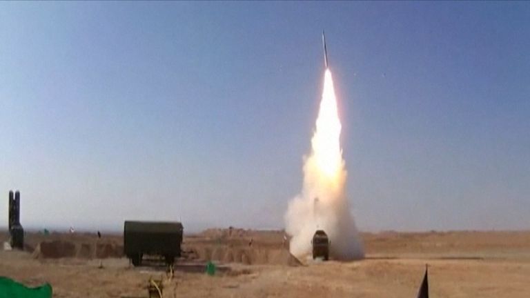 Пуски ракет и отработка целей  – Иран успешно протестировал российские С-300