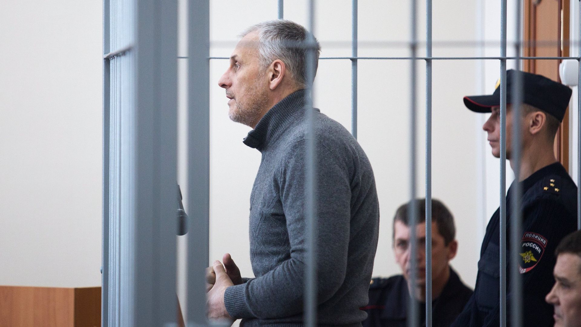Бывший губернатор Сахалинской области Александр Хорошавин Бывший губернатор Сахалинской области Александр Хорошавин - РИА Новости, 1920, 01.09.2025
