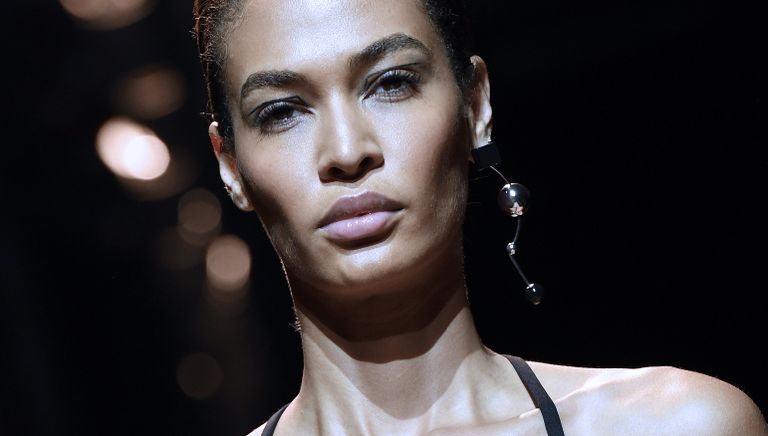 Показ Mugler в рамках Недели моды в Париже Показ Mugler в рамках Недели моды в Париже