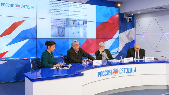 Академики Ткачук, Скулачев и Кирпичников на лекции в МИА Россия Сегодня Академики Ткачук, Скулачев и Кирпичников на лекции в МИА Россия Сегодня
