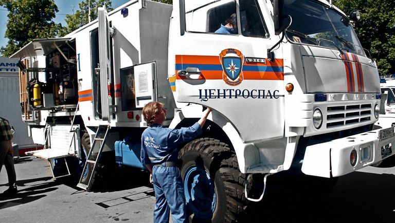 Машины Центроспаса, представленные на 7-ой Международной выставке Средства спасения-2002. Машины Центроспаса, представленные на 7-ой Международной выставке Средства спасения-2002.