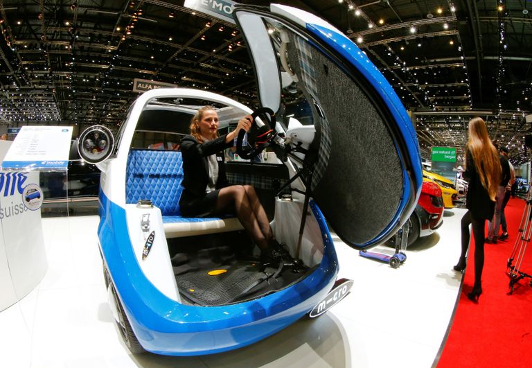 Автомобиль Micro-Microlino Prototype 1 на Женевском международном автосалоне Автомобиль Micro-Microlino Prototype 1 на Женевском международном автосалоне