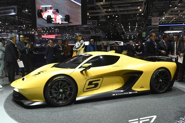 Автомобиль Emerson Fittipaldi EF7 на Женевском международном автосалоне Автомобиль Emerson Fittipaldi EF7 на Женевском международном автосалоне