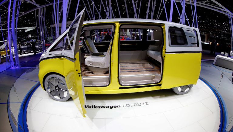 Автомобиль Volkswagen I.D. Buzz на Женевском международном автосалоне Автомобиль Volkswagen I.D. Buzz на Женевском международном автосалоне