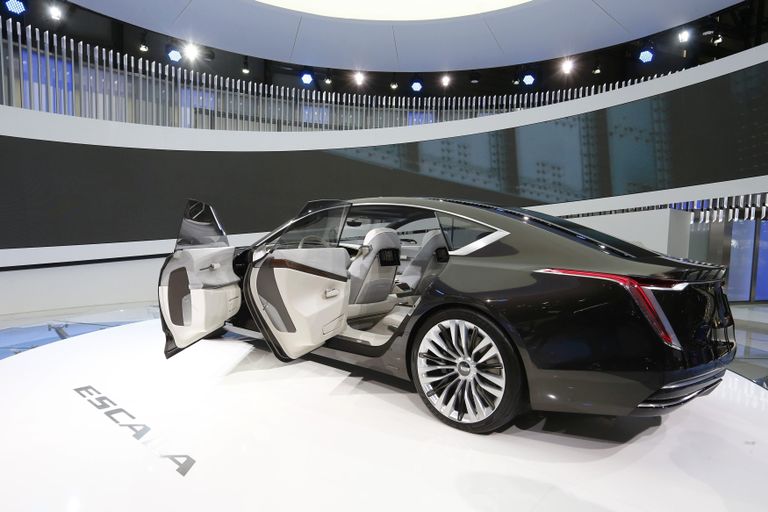 Автомобиль Cadillac Escala на Женевском международном автосалоне Автомобиль Cadillac Escala на Женевском международном автосалоне