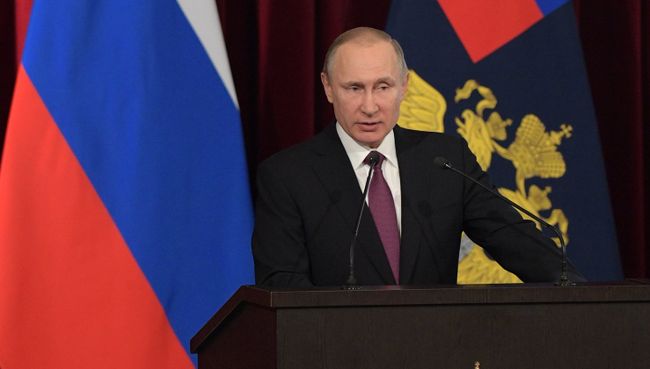 Президент РФ Владимир Путин выступает на расширенном заседании коллегии МВД России. 9 марта 2017 Президент РФ Владимир Путин выступает на расширенном заседании коллегии МВД России. 9 марта 2017
