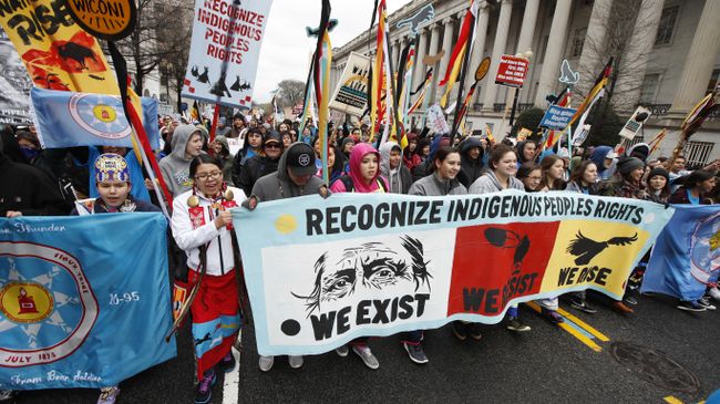Индейцы протестуют против строительства нефтепровода Dakota Access Pipeline Индейцы протестуют против строительства нефтепровода Dakota Access Pipeline