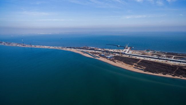 Строительство транспортного перехода через Керченский пролив. Архивное фото Строительство транспортного перехода через Керченский пролив. Архивное фото